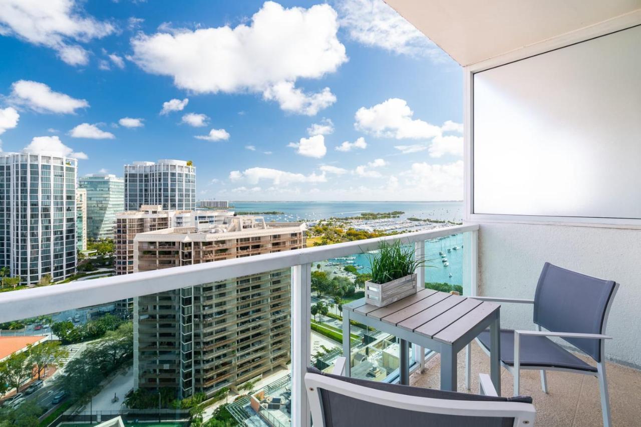 City View Balcony Steps From Restaurants, Peacock Park & Marina Miami Kültér fotó